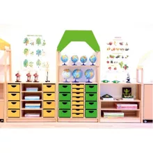 MB100 313 Szekrényváz "M", középen 4 polcos nyitott, két oldalt 4-4 fiókhellyel