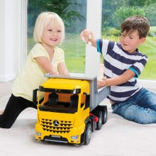 Mercedesz Arocs billencs