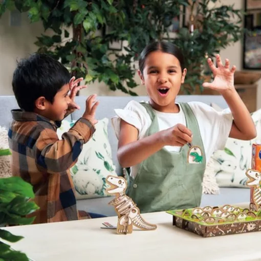 Dínó ásatás _ DINOSAUR DIG ORCHARD OR124