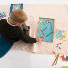 Számold meg az állatokat – Mágneses logikai játék Scratch Europe