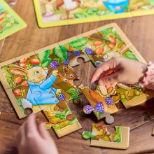 Nyúl Péter, 4 kirakó egy dobozban (4-in-a-Box Puzzles) WPR004  Orchard / Peter Rabbit™