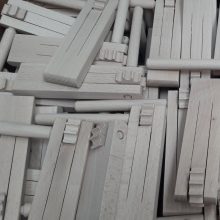 Kereplő: 15x15x1,5 cm, bükkfából, natur