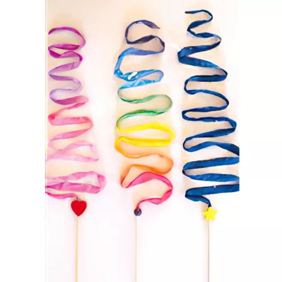 Sarah's Silks Streamers Maxi - "szivárvány" szalag golyós, rudakkal