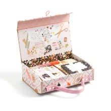 Irodaszeres bőrönd: Tina kisbőröndje (Tinou stationery case) Djeco