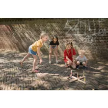 Ügyességi játék: Karikadobáló játék fából (BS Toys)