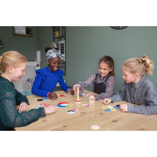 Színkombinációs verseny (BS Toys fa játék)