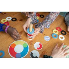 Színkombinációs verseny (BS Toys fa játék)