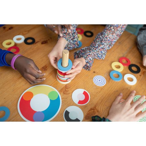 Színkombinációs verseny (BS Toys fa játék)