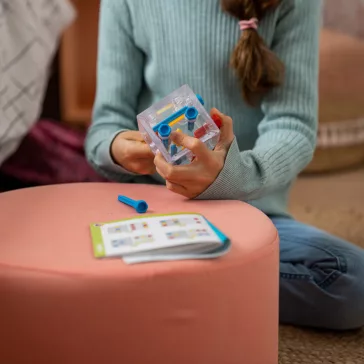 Csavaros Kocka (Criss Cross Cube) 3D logikai játék