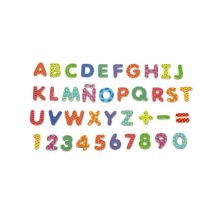 Színes, mágneses betűk